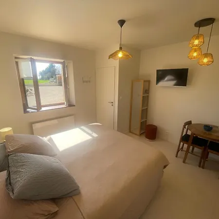 Les Pieces Du Moulin Apartment *